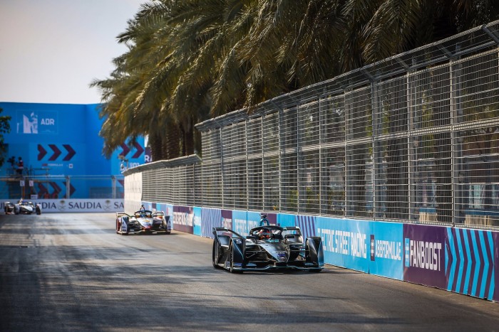 Leszerepeltek az F1-esek a Forma-E-ben