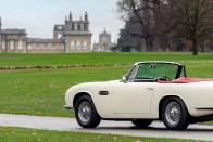 Villamosítja veterán modelljeit az Aston Martin 30