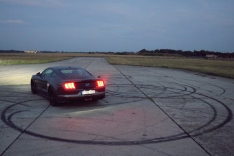 És akkor az Év Tesztautója 2018 cím győztese…