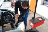 Ingyenholmit osztogat a rendőrség, itt keresd őket 1