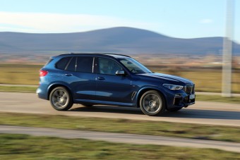 Teszten a BMW új csapásmérője