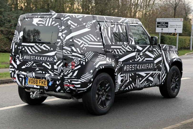 Jövőre jön az új Land Rover Defender! 7