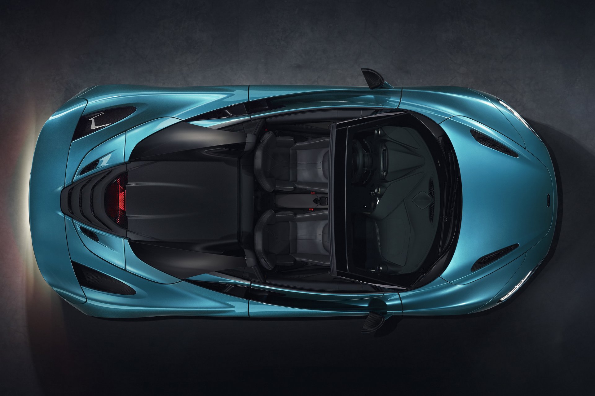 Roadsterként is elérhető a McLaren 720S 13