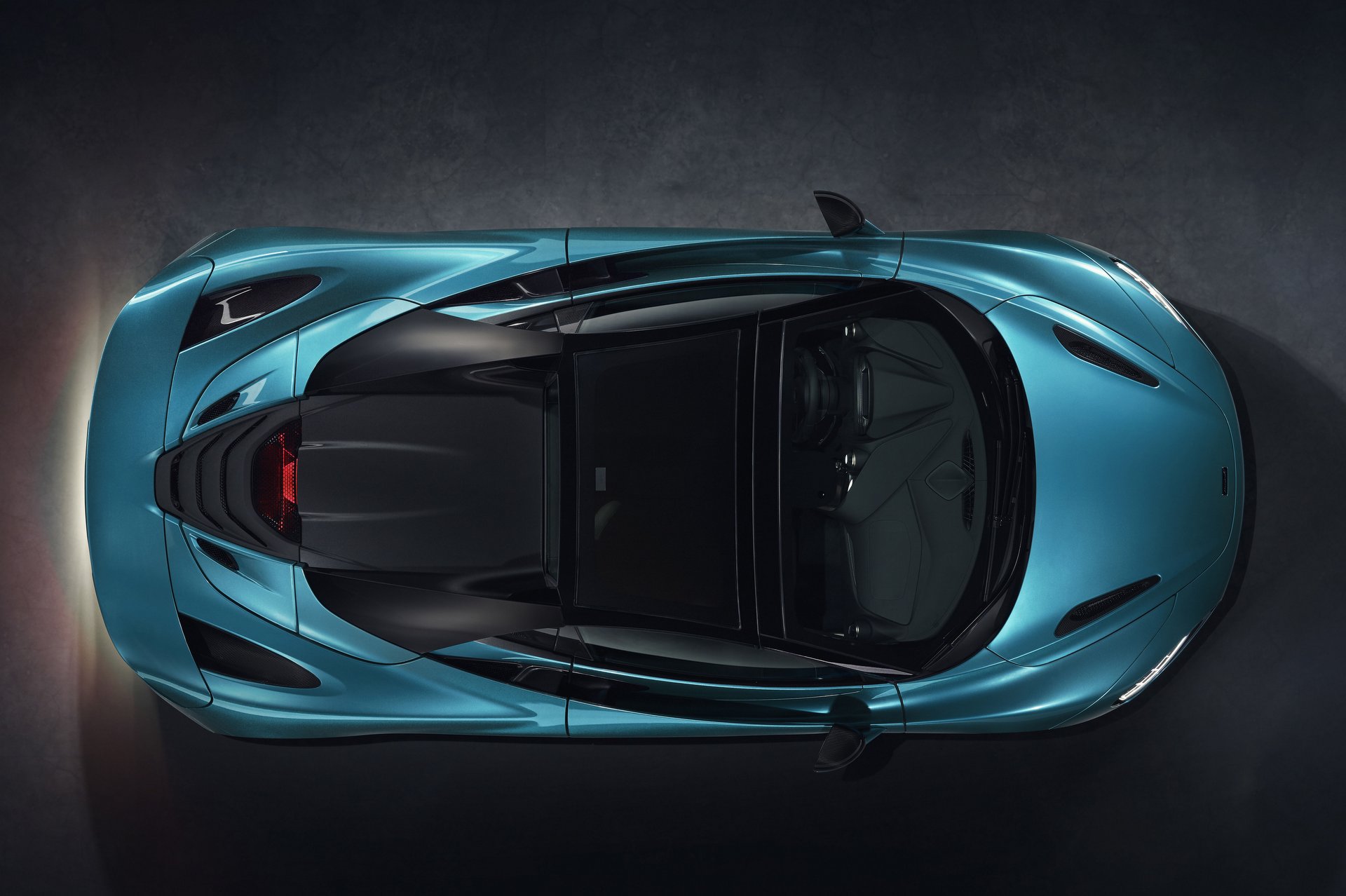 Roadsterként is elérhető a McLaren 720S 14