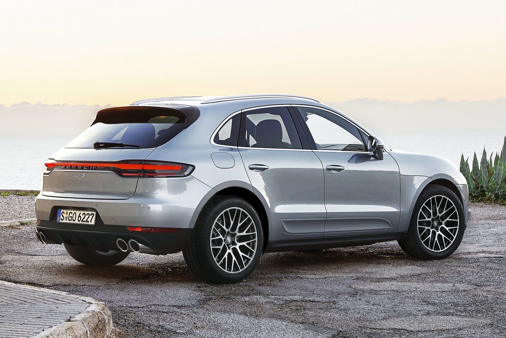 Igazi sportautó lett a Porsche Macan S 9