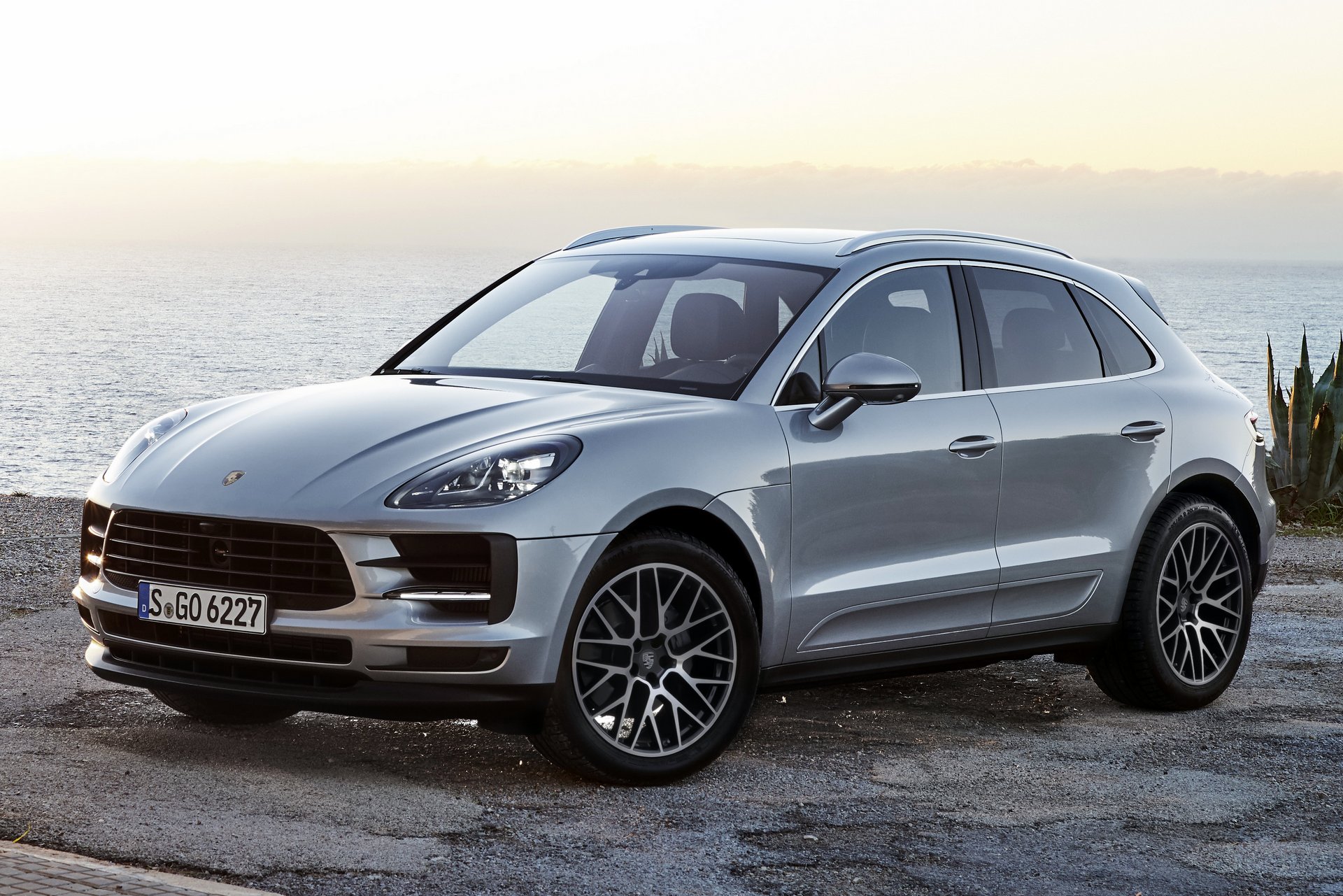 Igazi sportautó lett a Porsche Macan S 10