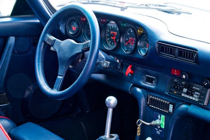 Brutális versenyautót használt utcán Walter Wolf 2