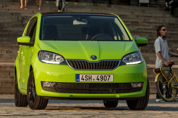 Ilyen autókkal járnak a legbénább sofőrök 18 Ilyen autókkal járnak a legbénább sofőrök 18