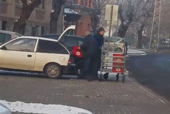 Ez a magyar suzukis felkészült az ünnepekre sörből, csak úgy nyeli a Swift