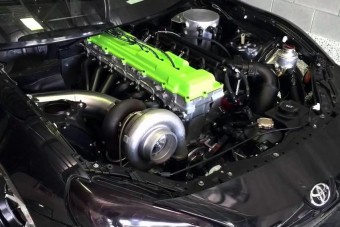 Terepjáró-motor 2000 lóerővel