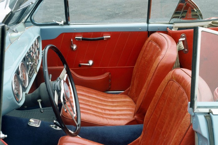 Hihetetlen, de ilyen sportkocsit is gyártott a Volvo 7 | Vezess Hihetetlen, de ilyen sportkocsit is gyártott a Volvo 7