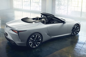 Érkezik a Lexus luxuskabriója