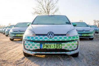 Modern villanyautók százaival bővül a Limo