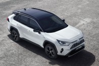 Fifikásabb az új Toyota RAV4 38