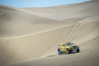Szalayék bajban voltak, de előreléptek a Dakaron