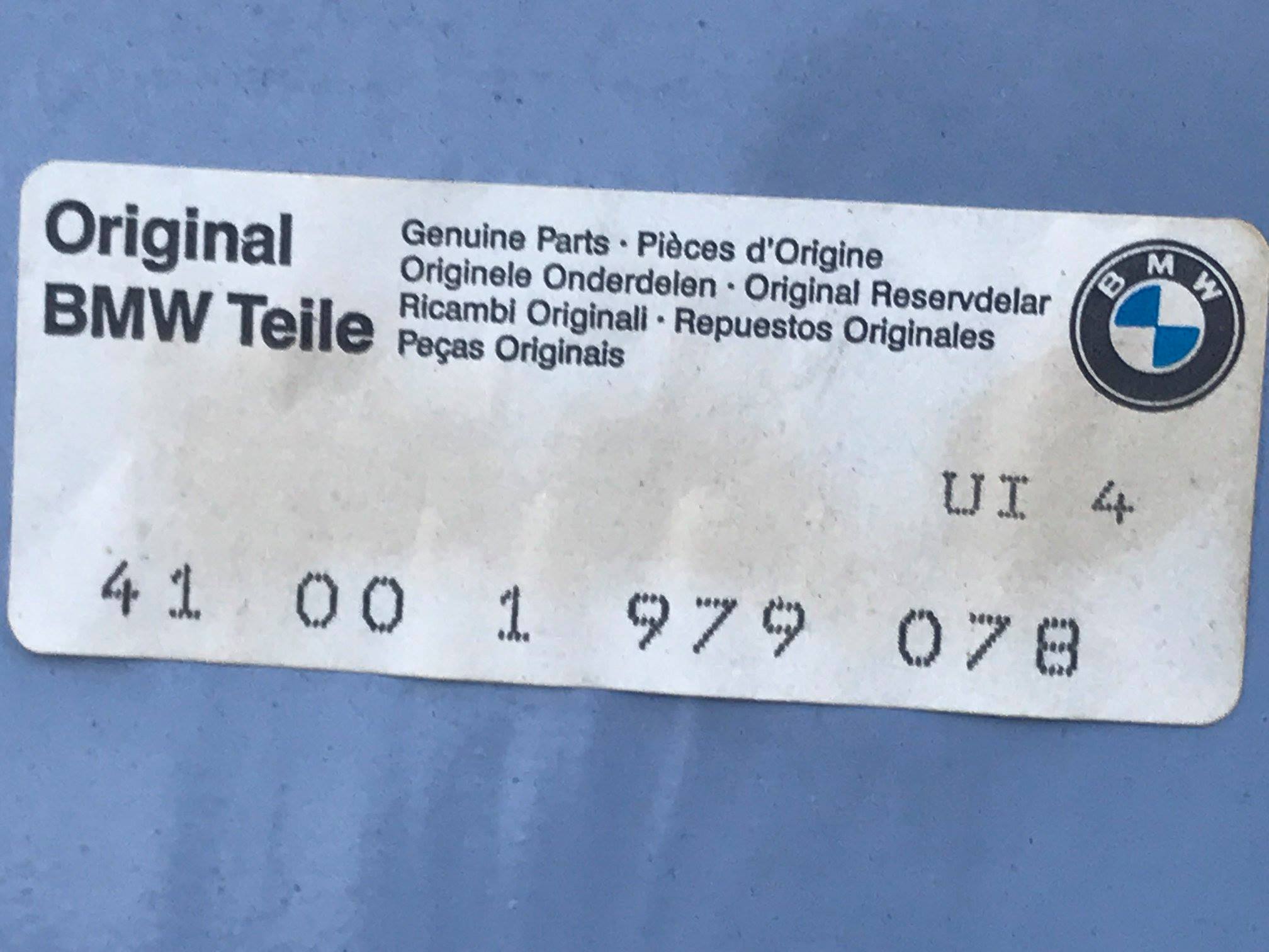 Állad leesik, ha meglátod ennek a BMW üres karosszériának az árát 2