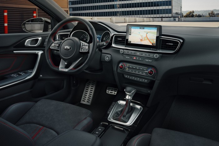 Ilyen Kiát még nem láttál. Majdnem Porsche! 8