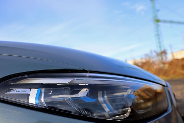 Kérek egy régi számot 7