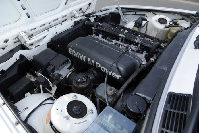 75 márkáért adott örök élményt ez az M3-as BMW 7