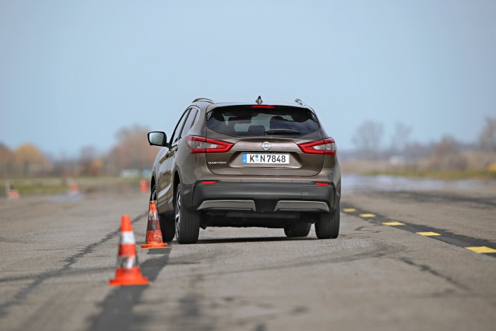 Dacia Duster vs Nissan Qashqai – Jobb a drágább? 1 Dacia Duster vs Nissan Qashqai – Jobb a drágább? 1