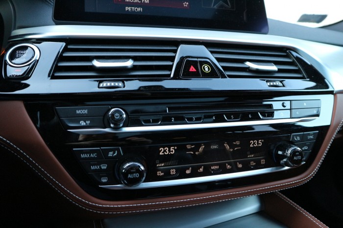 A legjobb érv a nagy prémium SUV-k ellen! 8 A legjobb érv a nagy prémium SUV-k ellen! 8