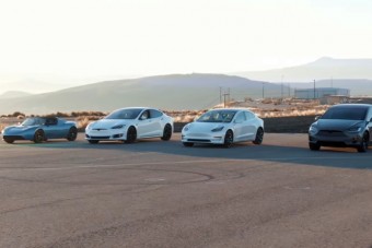 Hogy melyik Tesla a leggyorsabb? Itt a válasz!