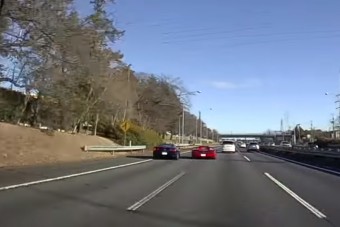 Balesetet okoztak a ferraris száguldozók Japánban