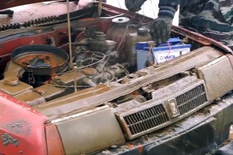 Vajon életre kel a Lada, ami fél évet töltött a víz alatt?