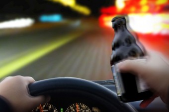 A zéró tolerancia fellazításán gondolkodik a kormány