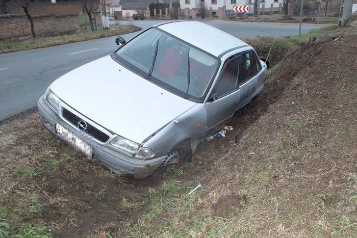 Egy éjjel két autót vitt el, és hármat tört össze