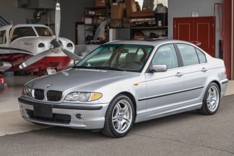 Csak évi 900 kilométert futott ez a 3-as BMW