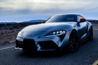 600 milliót ért az első új Toyota Supra 2