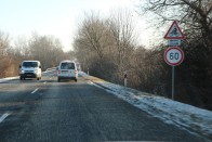 Nőnek ki a földből a 60-as táblák, mint eső után a gomba 16