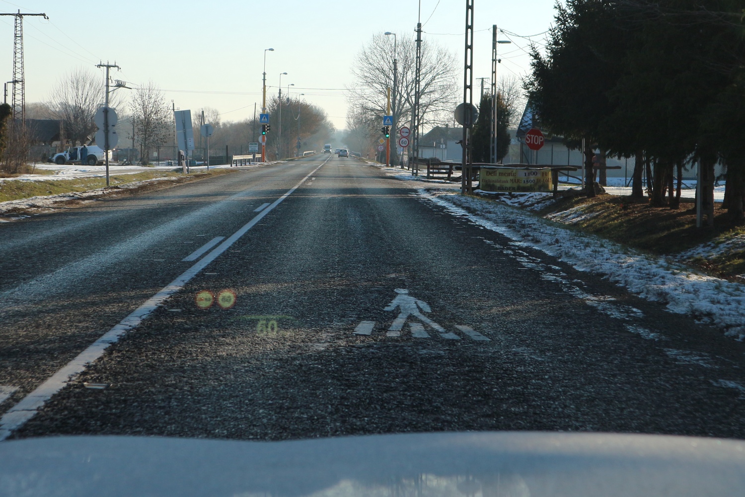 Nőnek ki a földből a 60-as táblák, mint eső után a gomba 7