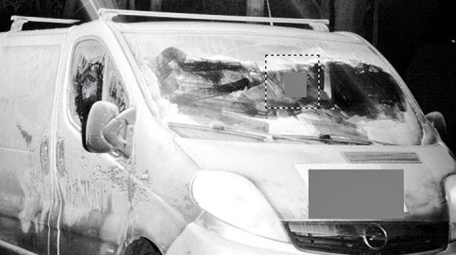 Szó szerint vakon vezető autósokat traffiztak le 2