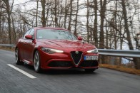 Minden Alfa Romeo elektromos lesz 1