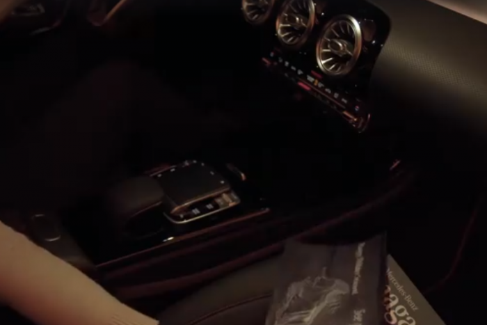 Ebben az új Mercedesben nincs több sötétben tapizás