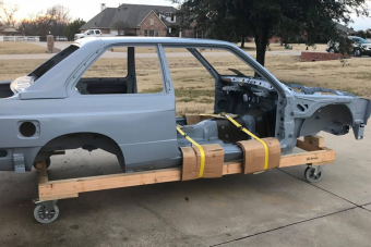 Állad leesik, ha meglátod ennek a BMW üres karosszériának az árát