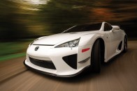 A Lexus LFA-ból már menthetetlenül méregdrága klasszikus lesz 16