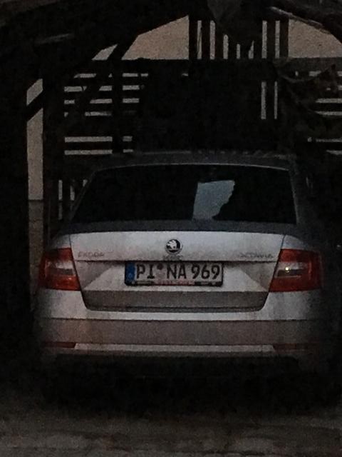 Cselesen perverz rendszámot fotóztak Ausztráliában 2 | Vezess Cselesen perverz rendszámot fotóztak Ausztráliában 2