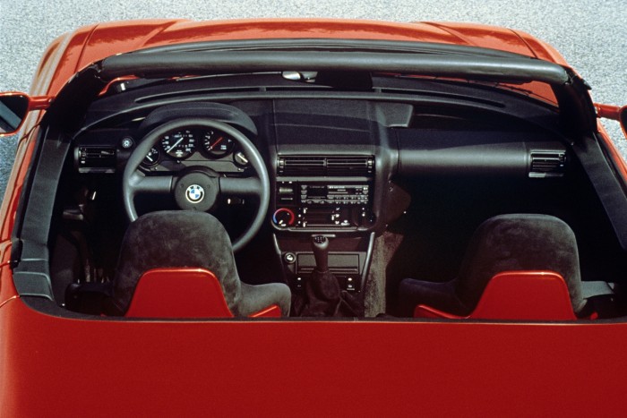 Szabadság, négy keréken: BMW Z1 7 | Vezess Szabadság, négy keréken: BMW Z1 7