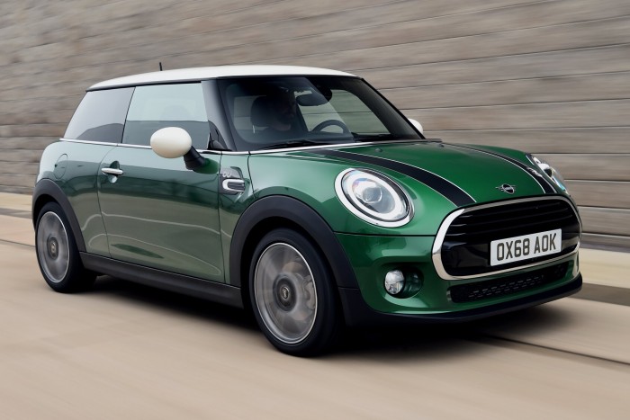 60 évesen is jól néz ki 12 | Vezess 60 évesen is jól néz ki 12