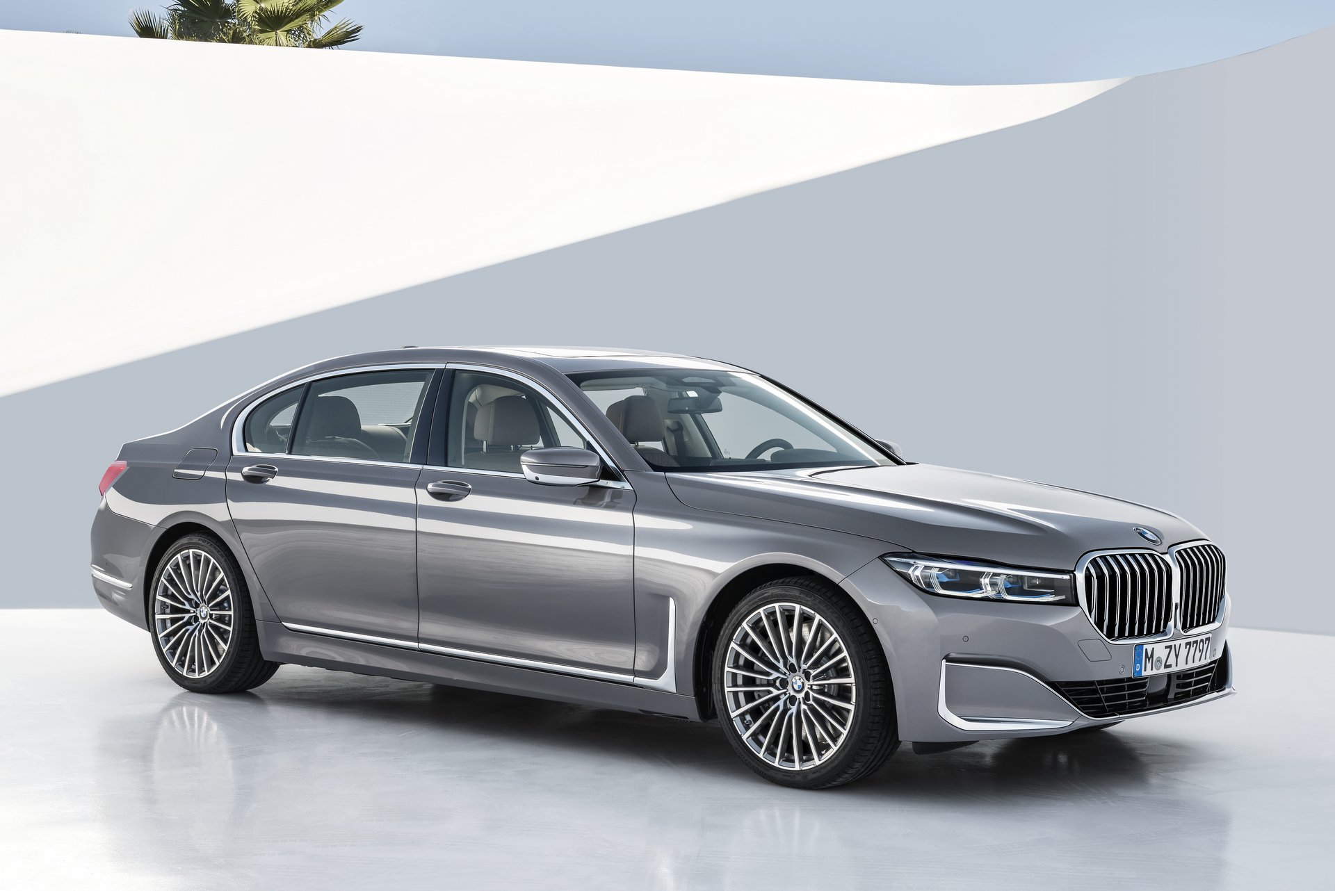 Megújult a BMW 7 16