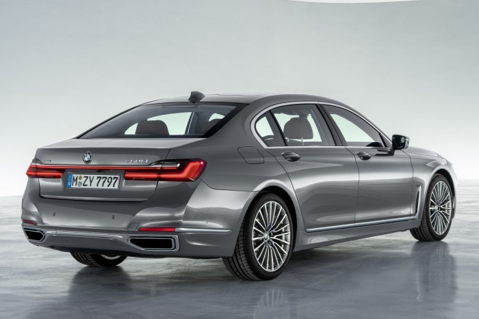 Megújult a BMW 7 6