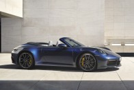 Megérkezett az új generációs Porsche 911 Cabriolet 20