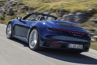 Megérkezett az új generációs Porsche 911 Cabriolet 17