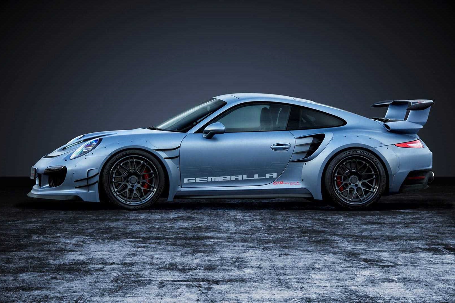 800 lovasra hergelte a Gemballa ezt a 911 Turbót 1