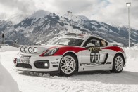 Hóban csapat a leendő rali-Porsche 19