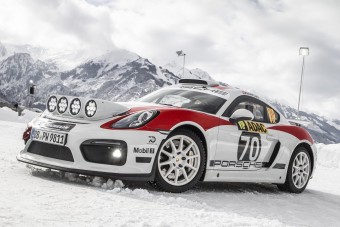 Hóban csapat a leendő rali-Porsche