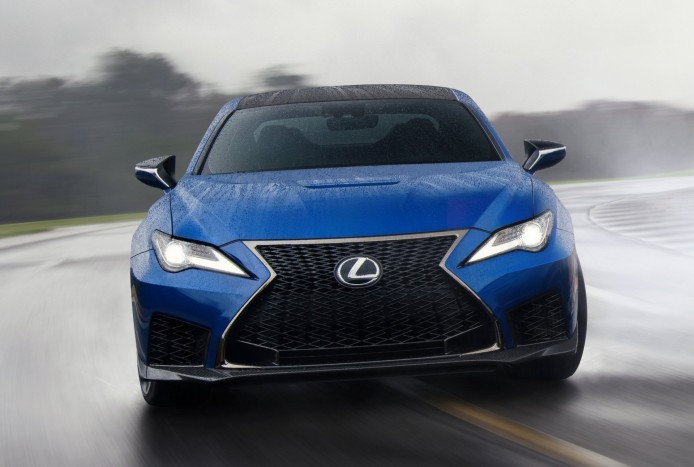 Megújult a Lexus legsportosabb kupéja